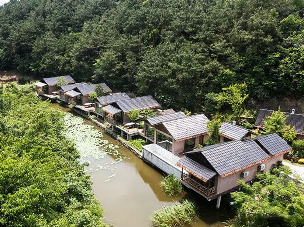 湖南省桃源縣熱市鎮(zhèn)山河村【鄉(xiāng)野花千谷民宿】